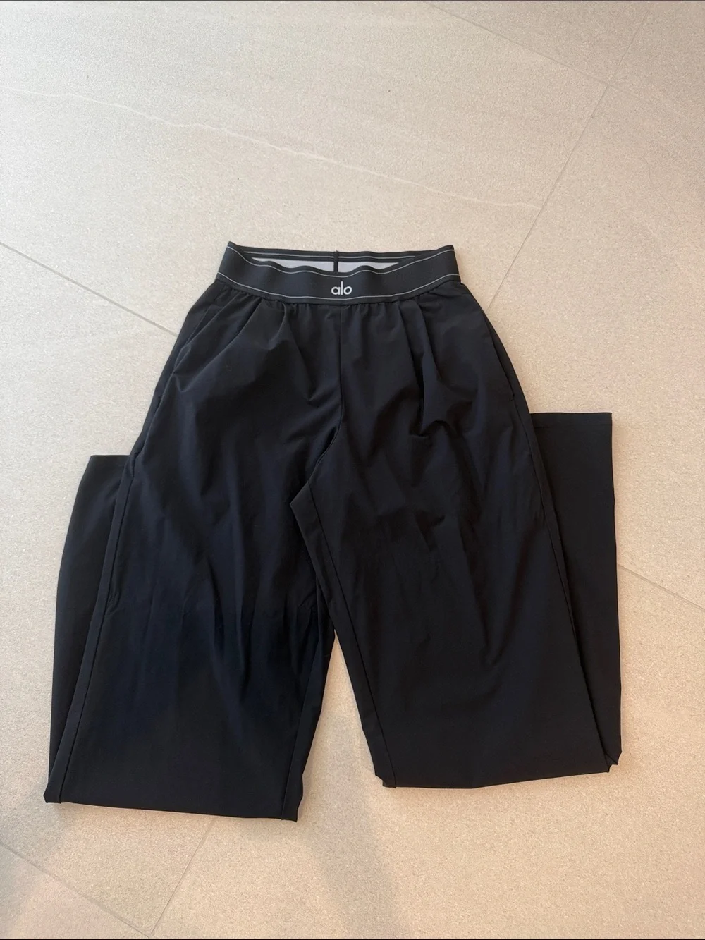 Alo Yoga Suit Up Trousers (Long)